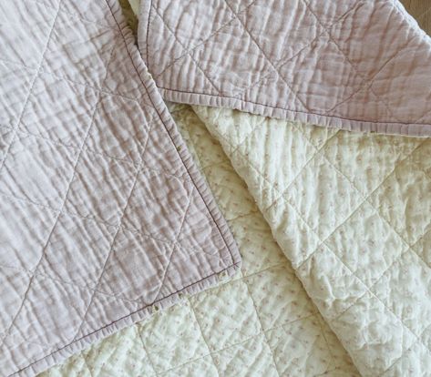 Double Gauze Baby Quilts - a not quite exhaustive study – Piece Fabric Co. Gauze Quilt Diy, Quilt Over A Comforter, Whole Cloth Quilts Tutorial, Gauze Baby Blankets Diy, Double Gauze Quilt, Whole Cloth Quilts Pattern, Handsewn Quilt, Dino Quilt, Fast Quilts