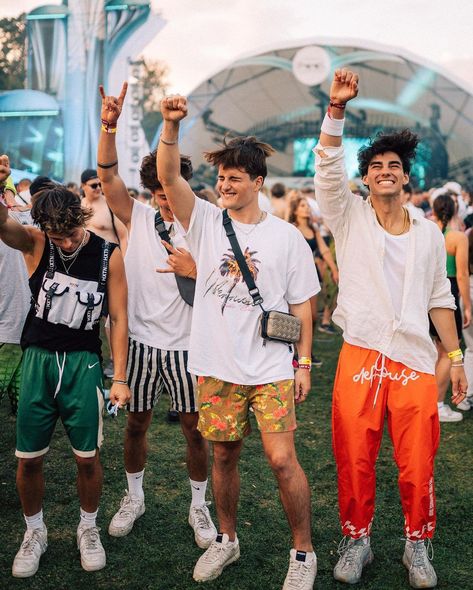 Guy Coachella Outfits, Elevator Mansion, Jacob Rtt, Tim Schaecker, Elevator Boys, Jacob Rott, Amp Squad, Coachella Outfits, Z Boys