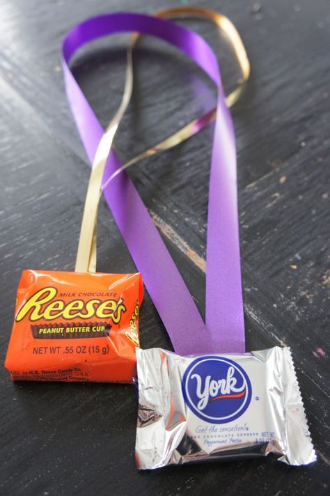 Candy Medals for family game night - fun idea party  contest award Olympic children's games kids prize silver gold Candy Medals, Reunion Games, Family Fun Night, Minute To Win It, Family Night, Halloween Games, Family Game, Family Game Night, Family Games