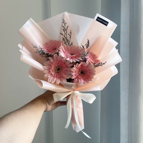 Thank You Flowers Bouquet, Korean Flower Bouquet Aesthetic, Pink Flowers Aesthetic Bouquet, Happy Mother’s Day Flowers Bouquet, Gerbera Daisy Bouquet, Gerbera Bouquet, Pink Crochet Flower Bouquet, Wrap Flowers, Pink Gerbera