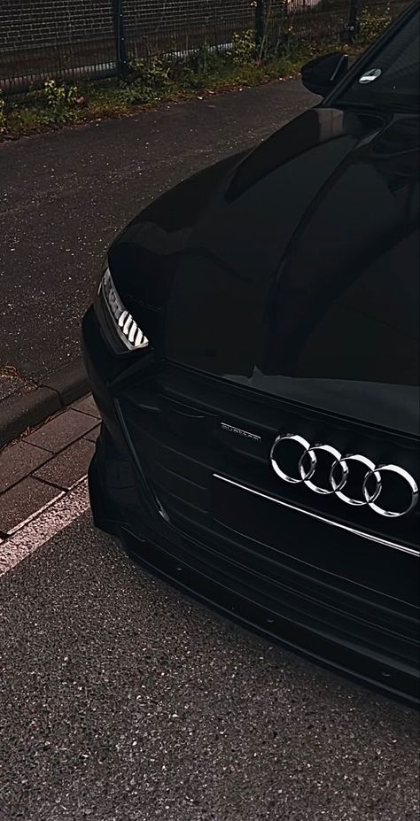 Dream Cars Audi, Audi A, Luxury Cars Audi, Serie Bmw, Black Audi, Super Fast Cars, Most Expensive Car, Audi Rs, Classy Cars