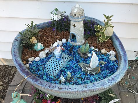 Nautical Fairy Garden Ocean Garden Ideas, Seashell Ideas, Beach Fairy Garden, Nautical Ideas, Ocean Garden, Fairy Garden Containers, Sea Garden, Fairy Garden Ideas, Mermaid Fairy