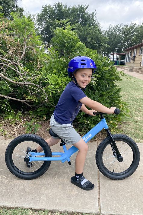 🌟 Adventure awaits your little ones! Grab our Bicystar Balance Bike and enjoy 15% off your first order. It's time to ride! 🚴‍♂️ 
 Use Code: 16BIKE15 at checkout
OrderNow https://www.rfr.bz/pmgagt1 #tinyrider #balancebikeadventures #NewbieBiker #LearningToRideBike Toddler Bicycle, Outdoor Toys For Toddlers, Bike For Kids, Toddler Outdoor, Push Bikes, Balance Bike, Cycling Workout, Kids Bike, Outdoor Games