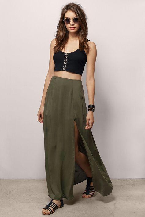 . Long Maxi Skirt Outfits, Regular Outfits, Maxi Skirt Fall, Blush Skirt, Olive Green Skirt, Grey Maxi Skirts, Green Maxi Skirt, Sheer Maxi Skirt, Tulle Maxi Skirt