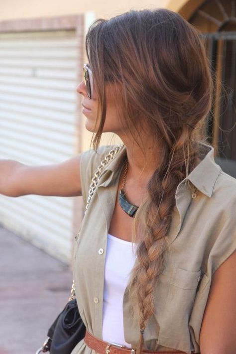 side braids and deep brown softening to light brown hair Side Braid Hairstyles, Messy Braids, Loose Braids, Light Hair Color, Side Braid, Hair Envy, Great Hair, Looks Style, Ombre Hair