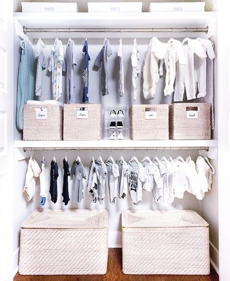 Maximize your nursery closet with baskets on shelves and on the floor ✨ Organization For Room, Storage For Playroom, Mom Daily Schedule, Kids Playroom Organization, Saving Chart, Closet Pantry, Baby Room Organization, Baby Nursery Inspiration, Store Basket