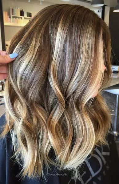 43 Brown Hairstyles With Blonde Highlights Bronze Highlights On Blonde, Dark Brown Hair With Highlights Blonde Balayage Low Lights Brunettes, Hairstyles With Blonde Highlights, Blonde Highlights Balayage, Color Melts, Brown Hairstyles, Hair Highlight, Light Brunette, Highlights Balayage