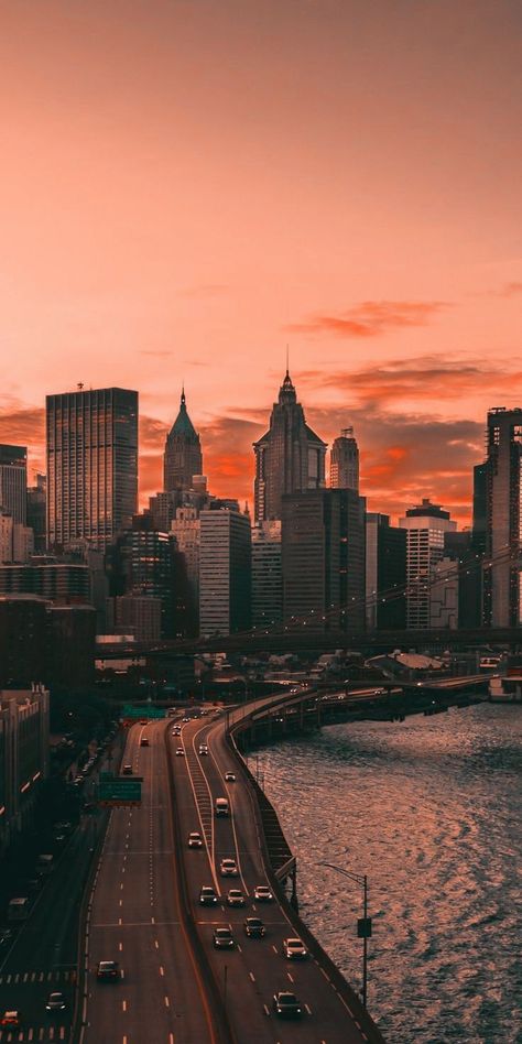 New York Sunset Wallpaper, Travel Lockscreen, Wallpaper Scenery, New York Sunset, Nyc City, Wallpaper Iphonewallpaper, Airbrush App, Sunset Wallpaper, Sky Aesthetic