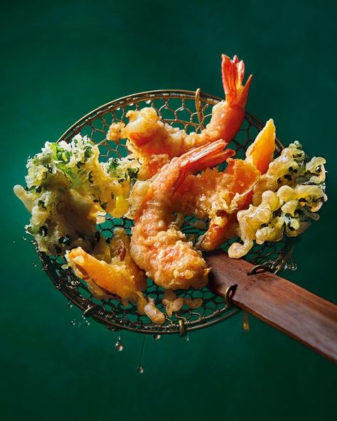 Perfect tempura Prawn Tempura Recipe, Tempura Photography, Prawn Tempura Photography, Japanese Food Tempura, Tempura Prawn Sushi, Kakiage Tempura Vegetables, Fakeaway Recipes, Tempura Batter, Savory Pancakes