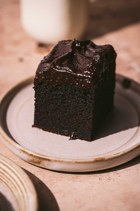 Delish Chocolate Cake, Malt Desserts, Moist Dark Chocolate Cake Recipe, Chocolate Crunch Cake, Chocolate Malt Cake, Dark Cake, Sliced Cake, Chocolate Christmas Cake, Moist Chocolate Cake Recipe