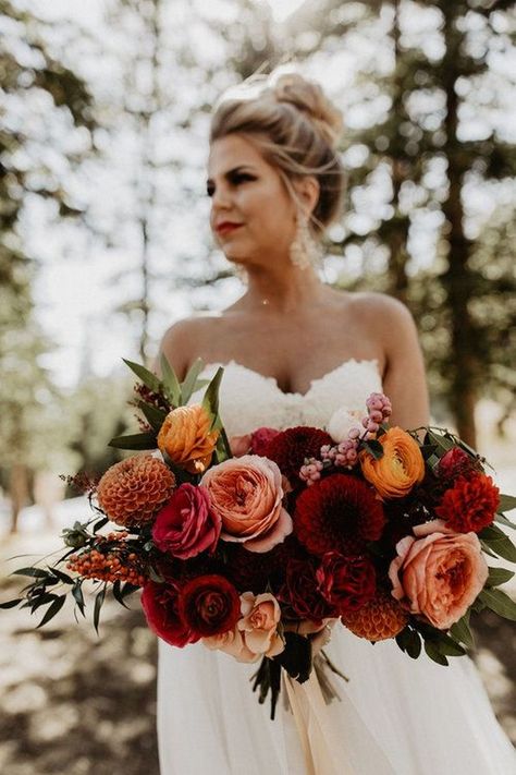 Rust sunset dusty orange wedding bouquet idea -bohemian wedding bouquets, rust bridal bouquets, burnt orange wedding flowers Dusty Orange Wedding, Orange Wedding Bouquet, Bohemian Wedding Bouquet, Dusty Orange, Gorgeous Wedding Bouquet, Orange Wedding Flowers, Burnt Orange Weddings, Bridal Bouquet Fall, Autumn Bride