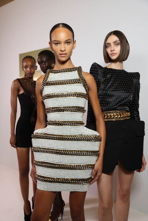 Backstage at Balmain Spring 2025 Ready-to-Wear Collection [PHOTOS] Balmain Couture, Spring 2025, Pierre Balmain, Alessandro Michele, Beauty Industry, Fashion Week Spring, Paris Fashion, Paris Fashion Week, Saint Laurent