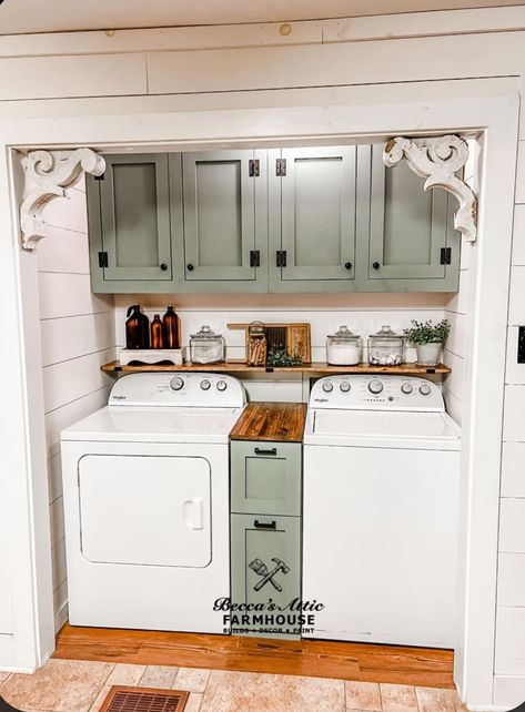 Farmhouse Laundry Closet, Laundry Closet Makeover, Laundy Room, Laundry Room Update, Small Laundry Room Makeover, Rustic Laundry Rooms, Dream Laundry Room, Laundry Room Layouts, Laundry Room Renovation