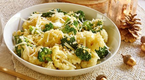 Take your veggie game to the next level by sprinkling crunchy bread crumbs and salty, zesty romano cheese on freshly steamed cauliflower and broccoli. Cauliflower With Bread Crumbs, Midwest Recipes, Great Sides, Cauliflower And Broccoli, Cheddar Potatoes, Broccoli And Cauliflower, Steamed Cauliflower, Gluten Free Sides, Wisconsin Cheese