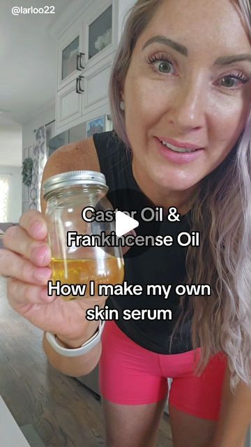 Diy Facial Oil Serum, Castor Oil With Essential Oils, Castor Oil Compress Diy, How To Use A Castor Oil Pack, Castor Oil And Frankincense Roller Ball Recipe, Castor Oil Moisturizer Diy, Castor Oil Face Moisturizer, Castor Oil Witchcraft, How To Make Castor Oil At Home