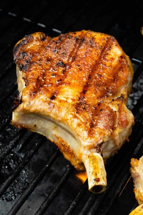 Grilled Pork Chops - Green Healthy Cooking Big Green Egg Pork Chops, Grilling Thick Pork Chops, Best Grilled Pork Chops, Pork Chops Bone In, Thick Cut Pork Chops, Pork Chop Recipes Grilled, Green Egg Grill, Big Green Egg Recipes, Green Egg Recipes