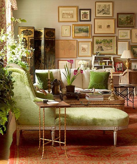 Green with Envy - Maison de Cinq Vintage Decorating Ideas, Green Room Decor, Charlotte Moss, Best Living Room Design, Vintage Decorating, Diy Vintage Decor, Living Room Design Inspiration, Living Room Green, Vintage Kitchen Decor