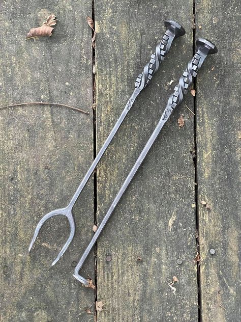 Rake Head Ideas, Rebar Projects, Broken Blade, Rake Head, Blacksmith Ideas, Barbecue Design, Blacksmithing Ideas, Grill Tools, Black Smith