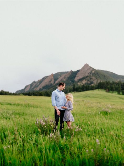 Chautauqua Park is a truly Boulder staple for elopement, wedding & engagement photography. With the Flatirons towering in the background of a field of flowers, it's a sight to be seen. Boulder Engagement Photographers, Boulder Wedding Photographers, Colorado Wedding Photographers, Colorado Engagement Photographers Boulder Wedding, A Field Of Flowers, Colorado Adventures, Colorado Engagement, Field Of Flowers, Boulder Colorado, Elopement Wedding, Wedding Videographer, Adventure Elopement