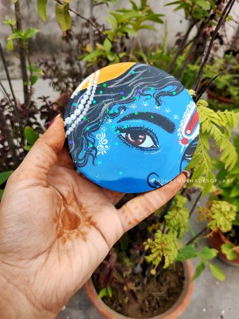 Krishna beautiful eyes 👀💞 Krishna Miniature Painting, Krishna Eyes, Painting On Mdf Board, Normal Painting, Canvas Art Painting Abstract, Circle Canvas, Boho Art Drawings, Small Canvas Paintings, Easy Canvas