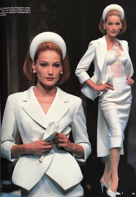 Italian Royalty, Dior 90s, Vintage Haute Couture, Dior Collection, 90s Runway Fashion, Runway Fashion Couture, 2000 Fashion, Carla Bruni, Outfit 90s