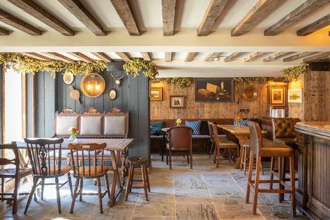 English Pub Decor, Pub Interior Ideas, Pub Interior Design, Pub Ideas, Linden Leaf, Ginger Roots, Country Pub, Sport Bar, Pub Interior