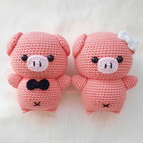 Piggy so cute 😍😍😍😍😍 . 🌼 Untuk tanya harga, bisa DM ya 🌼 Mermaid Dress, So Cute, Free Pattern, Hello Kitty, Amigurumi, Mermaid, Kitty, Valentines, Crochet