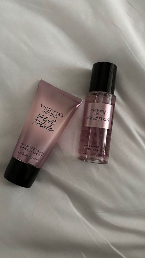 Velvet Petals Aesthetic, Petals Aesthetic, Victoria Secret Aesthetic, Victoria Secret Spray, Secret Aesthetic, Victoria Secret Body Spray, Victoria Secret Fragrances, Perfume Body Spray, Simple Skincare Routine