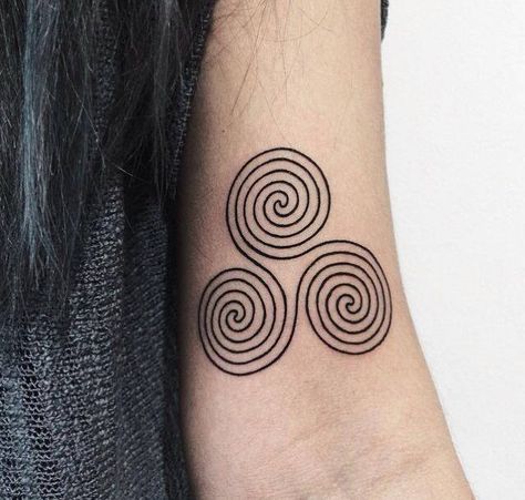 <3 Druid Tattoo, Spiral Tattoos, Engraving Tattoo, Jewel Tattoo, Celtic Tattoo, Facial Tattoos, Fire Tattoo, Hand Poked Tattoo, Red Ink Tattoos