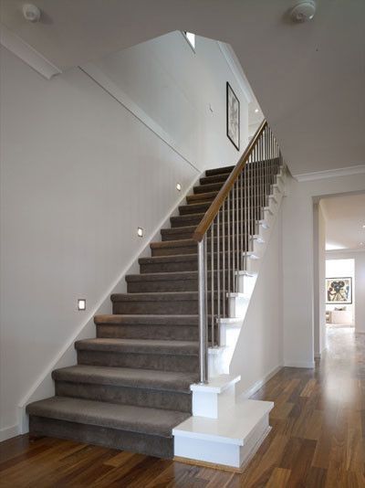 Grey And White Hallway, Dark Grey Carpet, درج السلم, Grey Hallway, White Hallway, Stairway Lighting, Staircase Ideas, Farmhouse Industrial, Dark Wood Floors