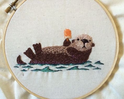 Valerie-rustad@tumbler.com sea otter with a Popsicle Unique Cross Stitch, Sea Otter, Cute Embroidery, Animal Embroidery, Arte Inspo, 자수 디자인, Sewing Embroidery Designs, Hand Embroidery Art, Hand Embroidery Stitches