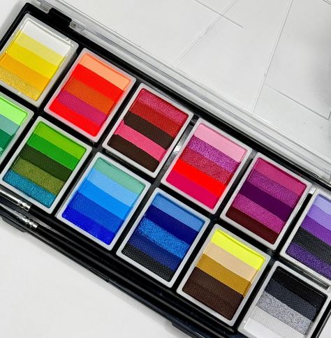 Our 60 Split cake multi purpose palette is the perfect choice for kids to professional MUA’s! 💖🎨It’s activated by water and great for face painting, eyeliner and eyeshadow! It has a combination of 60 beautiful shades including, shimmers, UV, Neons and pastels. This palette will help you create countless looks! Non Toxic and vegan friendly. #graphic #graphiceyeliner #graphicmakeup #newmakeup #eyelinertutorial #eyeliner #eyelinerhacks #neonliner #neoneyeliner #uvmakeup #makeuptutorial #... Water Activated Eyeliner Palette, Eyeliner Palette, Eyeliner And Eyeshadow, Uv Makeup, Split Cake, Graphic Makeup, Graphic Eyeliner, Eye Liner Tricks, Colored Eyeliner