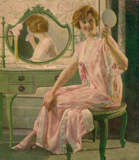 bumble button: Pretty Women and their mirrors in fine art to magazine illustrations Holding Mirror, 19th Century Paintings, Graphics Fairy, Magazine Illustration, China Painting, Edwardian Era, Hand Mirror, Mirror Art, Mirror Image