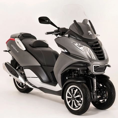 Yamaha announces narrow, light and very affordable Tricity tilting 3-wheeler Motor Scooters For Sale, Motorized Trike, Tricycle Motorcycle, Three Wheel Motorcycles, 3 Wheel Motorcycle, Three Wheel Scooters, Scooter Price, Yamaha Scooter, Trike Scooter