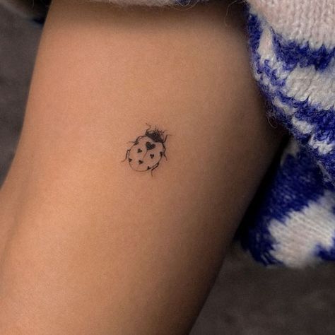 Tiny ladybug tattoo with hearts Ladybug With Heart Spots Tattoo, Ladybug Tattoo Simple, Tiny Ladybug Tattoo, Dainty Ladybug Tattoo, Cute Ladybug Tattoo, Love Bug Tattoo, Ladybird Tattoo, Ladybug Tattoos, Ladybug Tattoo