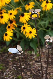 Bee Yard, Yard Art Crafts, Metal Yard Art, Welding Projects, Metal Crafts, Yard Art, Metal Working, Projects To Try, Diy Projects