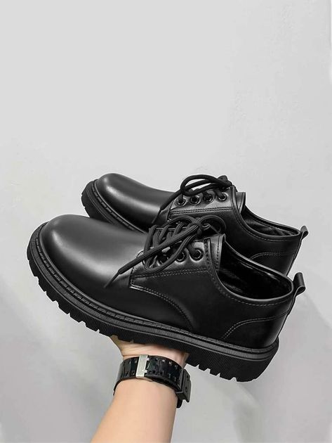 Men Minimalist Lace-up Front Dress Shoes | SHEIN USA Snicker Shoes, Black Shoes Men, Oxford Shoes Men, Wedding Parties, Formal Shoes For Men, Black Leather Shoes, Men Fashion Casual Outfits, Leather Shoes Men, Boy Shoes