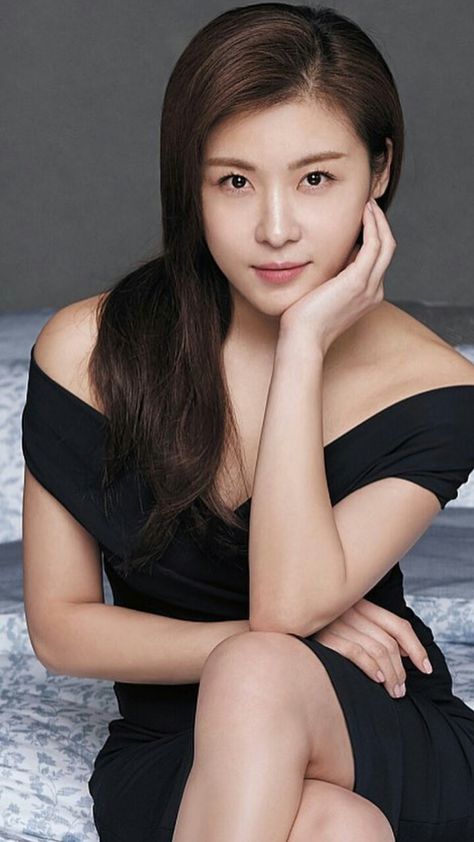 Dae Jang Geum, Japanese Show, Ha Ji Won, Korean Artist, Drama Film, Korean Actresses, Korean Actress, Korean Beauty, Pop Star