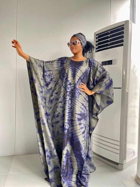 Boubou Styles For Women, Bubu Gown Styles, Ladies Tops Blouses, African Print Dress Ankara, Chic Dress Classy, African Inspired Clothing, Mode Abaya, African Fashion Modern, Elegant Dresses Classy