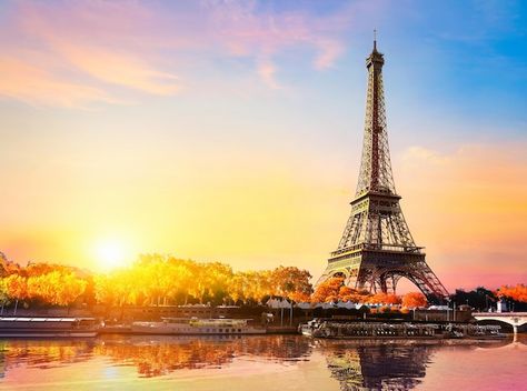 Seine in paris with eiffel tower in sunr... | Premium Photo #Freepik #photo #paris #eifel #eiffel #tour-eiffel Torre Eiffel Paris, Paris Tower, Photo Paris, Paris Tour Eiffel, Paris Images, Paris City, City Landscape, City House, City Buildings