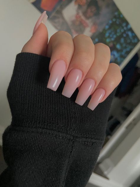 Nude Nails Coffin, Nails Pink Coffin, Summer Nails Long, Long Nails Pink, Plain Acrylic Nails, Pink Coffin Nails, Acrylic Nails Nude, Pink Coffin, Nails Summer Nails