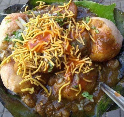 Odisha Famous Food, Odisha Food, Side Foods, Famous Street Food, Indian Masala, Famous Food, Lunch Party, Vegetarian Fast Food, Food Babe