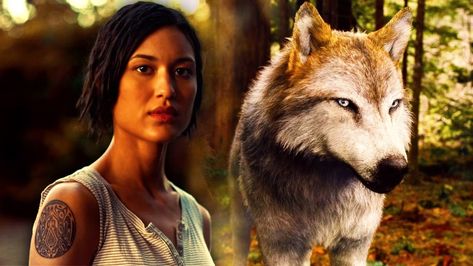 1 Strange Twilight Theory Explains Why Leah Is The Only Female Shapeshifter Leah Twilight, Twilight Leah, Wolf Shapeshifter, Wolf Twilight, Leah Clearwater, Twilight Wolf, Julia Jones, Twilight 2008, Twilight Book