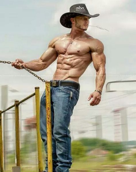 Shirtless Cowboy, Rodeo Rider, Cowboys Men, Urban Cowboy, Hunks Men, Cowboy Up, Country Men, Muscular Men, Country Boys