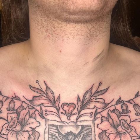 Jeni Jolley | Utah Tattoo Artist on Instagram: "Got to touch up my husbands chest piece today! This was the first chest tattoo I ever did so it definitely deserved some love.
We darkened up the leaves and touched up some line work but I forgot to take a before photo 🤘🏻 😞 
(Tarot card not by me) 
.
.
.
.
.
.
.
#utahtattoo #utahtattooartist #slctattoo #slctattooartist #chestpiece #chesttattoo #floraltattoo #botanicaltattoo" Utah Tattoo, H Tattoo, Botanical Tattoo, Chest Piece, Line Work, To Touch, Chest Tattoo, Artist On Instagram, I Forgot