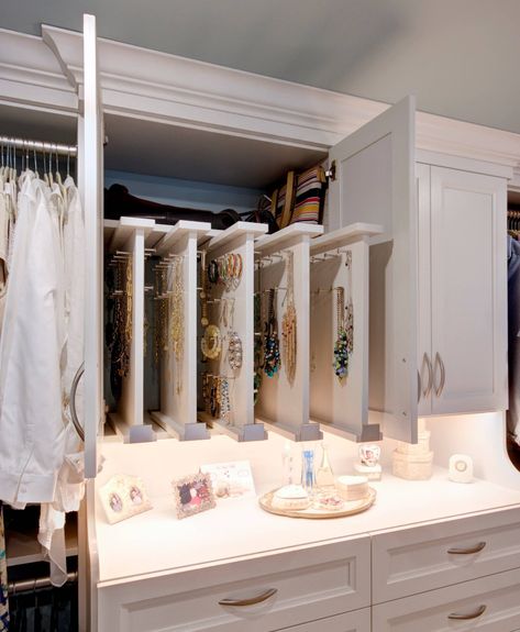 Closet With Island, Closet With Vanity, Master Closet Design, Closet Island, Creative Closets, Closet Vanity, Closet Built Ins, Dream Closet Design, Closet Design Layout