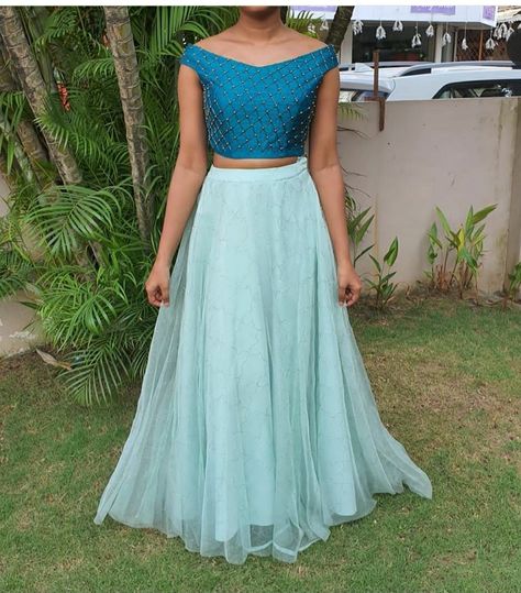 Skirt And Top Colour Combinations, Skirt And Top Indian Simple, Customised Lehenga, Full Skirt And Top, Compass Wallpaper, Indian Frocks, Simple Formal Dress, Long Skirt Top Designs, Long Skirt And Top