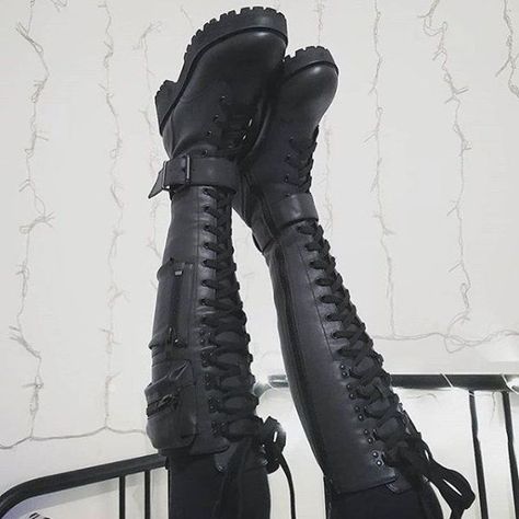 4d6e4749289c4ec58c0063a90deb3964desc35501099ri High Combat Boots Outfit, Combat Boots Aesthetic, Female Motorcycle, Knee High Combat Boots, Combat Boot Outfit, Women Knee High Boots, Winter Cool, Black Combat Boots, Bride Shoes