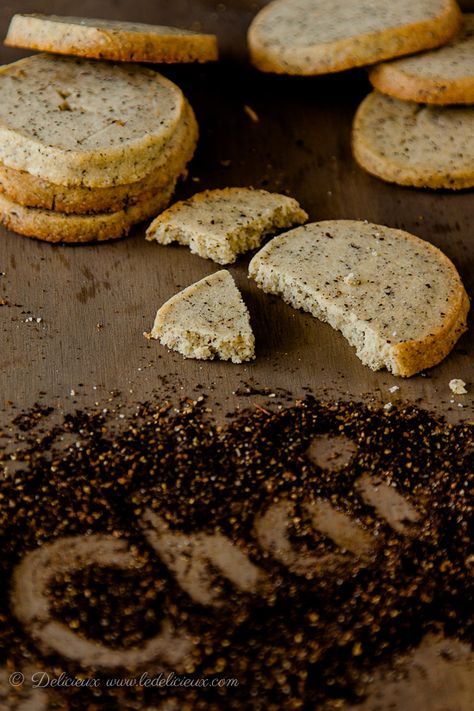 Chai Shortbread cookies recipe. [I'm going to try this even though I'm a little confused on the chai tea leaves, since chai is basically a black tea with spices added. It is not a specific kind of tea leaf called chai. Maybe they mean the whole blend of tea leaves and spices. ] Chai Shortbread, Chai Cookies, Shortbread Cookies Recipe, Different Types Of Tea, Recipes Baking, Shortbread Cookie Recipe, Tea Cookies, Tea Leaf, Types Of Tea