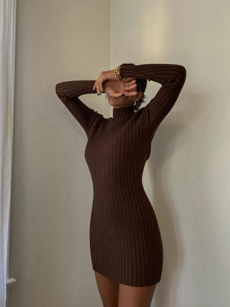 Ribbed Knit Bodycon Dress, Knit Bodycon Dress, Trendy Dresses Summer, Aesthetic Brown, Edgy Chic, Brown Outfit, Dress Aesthetic, Autumn Dress, Mock Neckline